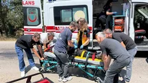 Çanakkale’de motorlu bisiklet ile otomobil çarpıştı; 1 kişi yaralandı