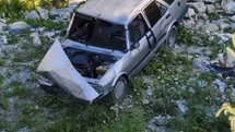 Sinop'ta Otomobil Şarampole Uçtu