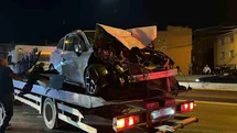 Bursa'da Otomobil Servis Otobüsüne Çarptı