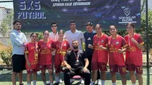 Cizreli Kadınlar Futbolda Bölge Şampiyonu Oldu