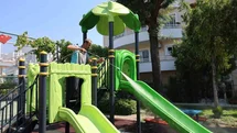 Marmaris'te Temizlik Çalışmaları Devam Ediyor