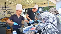 Nilüfer'de Aşure Dağıtımı Devam Ediyor