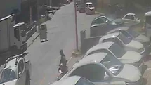 Ahlat’ta Çöp Konteyneri Caddeyi Karıştırdı