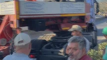 Hatay'da Tır Devriği Trafiği Olumsuz Etkiledi