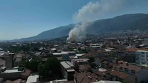 Bursa'da Tarihi Çarşıda Yangın Çıktı