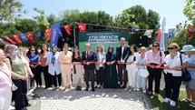Küçükçekmece'de Ayşe Tokyaz Parkı Açıldı
