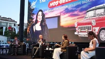 Türkan Şoray, Sultangazililerle unutulmaz bir yaz akşamında buluştu