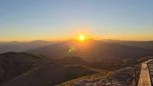 Nemrut Dağı’nda gün doğumu ve gün batımı yoğun ilgi görüyor