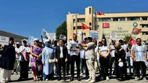 Aküzüm, işten çıkarılan işçiler ile bir araya geldi