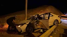 Siirt'te Bariyere Çarpan Araç Alev Aldı