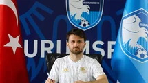 Erzurumspor FK'da Yeni Sözleşme İmzaladı