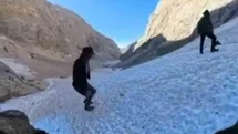 Tunceli'de Karagöl Şelalesi'nde Buz Manzarası