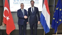 Ticaret Bakanı Bolat, Hollanda’da