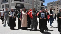 Van'da Evlat Nöbeti Devam Ediyor