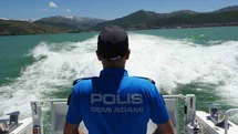 Van Gölü'nde Kaçak Avcılığa İzin Yok