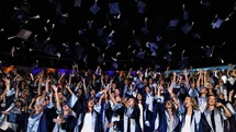 İzmir'de Mezuniyet Coşkusu Yaşandı