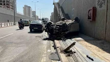 Kontrolden Çıkan Araç Takla Attı
