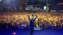 Ferhat Göçer Erzincan'da Konser Verdi