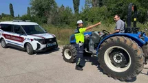 Jandarmadan çiftçilere trafik ve yangın uyarısı