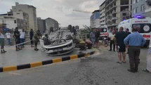 Hatay'da Takla Atan Araçta İki Genç Hayatını Kaybetti