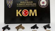 Muğla'da Ruhsatsız Silahlarla Yakalandılar