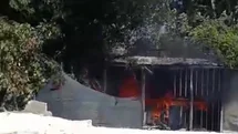 Antakya'da Yanan Tandırcı Dükkanı