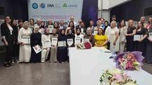 Bursa'da Geleceğin Moda Tasarımcıları Sertifikalarını Aldı