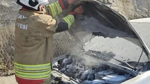 Belen'de Otomobil Yangını Kontrol Altına Alındı
