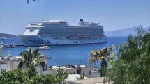 Bodrum'a Dev Yolcu Gemisi Geldi