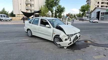 Adıyaman’da iki otomobil çarpıştı: 1’i ağır 3 yaralı
