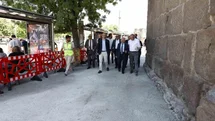 Kayseri'de Cumhuriyet Meydanı'nda Yenileme Çalışmaları