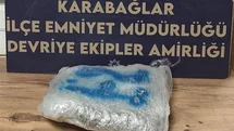 Polisten kaçan motosikletliden 1 kilo 200 gram uyuşturucu çıktı