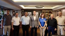 Niğde'de Başkan Özdemir'e Tebrikler Geliyor