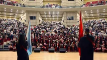 ERÜ Eğitim Fakültesi yeni mezunlarını verdi