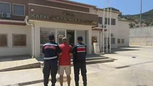 Hırsızlık suçundan aranan şahıs Kuşadası’nda yakalandı