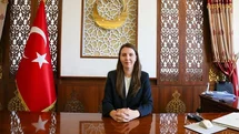 Gürpınar’ın ilk kadın kaymakamı göreve başladı
