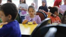 Düzce Belediyesi çocuk üniversitesinden aşure etkinliği
