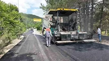 Gölcük Tabiat Parkı ile Dere Mahallesi arasındaki yol asfaltlanıyor
