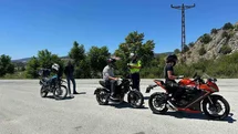 Jandarmadan motosiklet sürücülerine hayati uyarılar