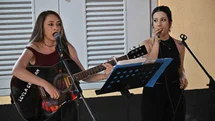Müziğin ritmi Manisa sokaklarında