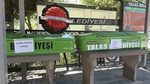 Feci kazada hayatını kaybeden anne ve 8 aylık bebeği yan yana toprağa verildi