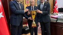 Türk Boks Federasyonu’ndan MHP Genel Başkanı Devlet Bahçeli’ye anlamlı ziyaret
