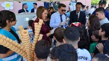 Çocukların dondurma isteğine Vali Aygöl kayıtsız kalmadı