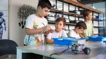 Efeler’de geleceğin yazılımcıları yetişiyor