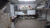 İzmir’de 2.5 milyon TL’lik kaçak alkol ve tütün operasyonu: 14 şüpheliye işlem