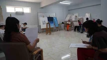 AKEM’de veliler ve çocuklar aynı atölyede resim eğitimi alıyor