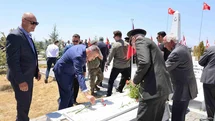 Ağrı’da 15 Temmuz’un 10. yılında şehitlik ziyareti ve gazi ailesine anlamlı buluşma