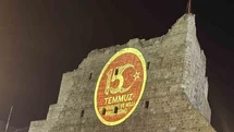 Birecik Kalesi’nde 15 Temmuz Işık Gösterisi