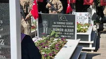 15 Temmuz şehidi Münür Alkan kabri başında anıldı
