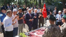 Edirne’de 15 Temmuz Demokrasi ve Milli Birlik Günü’nde şehit kabirleri ziyaret edildi